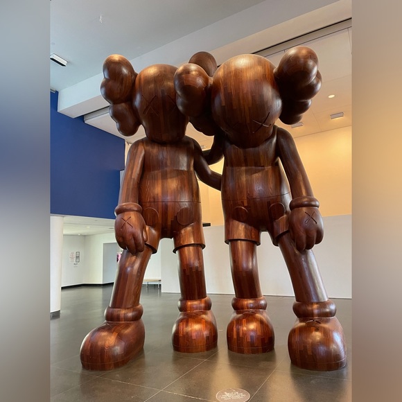 Meet your Posher, Mark - Picture 1 of 3